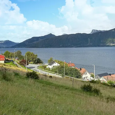 Awesome Home In Lauvstad With Wifi Сasa de vacaciones