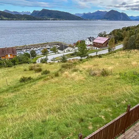 Awesome Home In Lauvstad With Wifi Сasa de vacaciones *