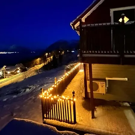 Сasa de vacaciones Awesome Home In Lauvstad With Wifi *