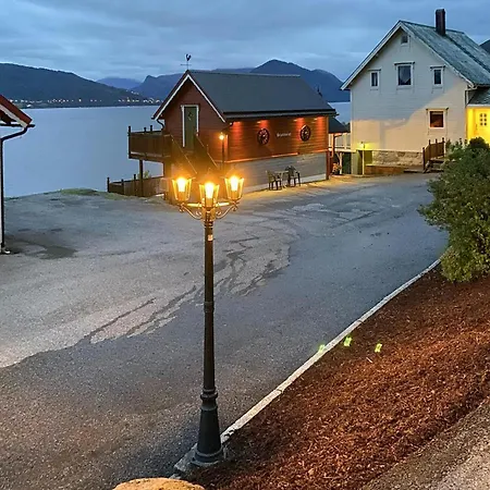 Awesome Home In Lauvstad With Wifi